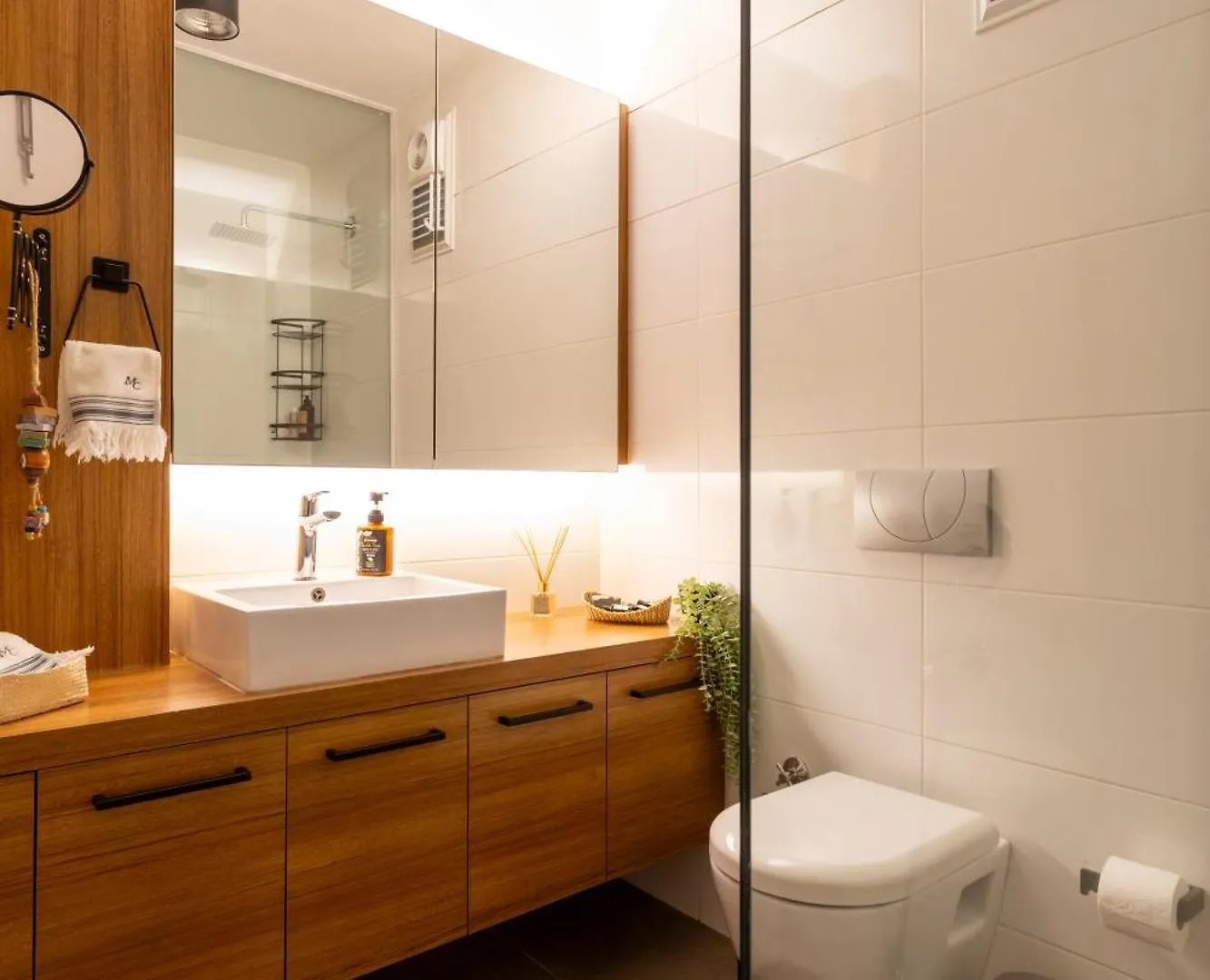 Bosphorus Designer Suite Seperate Guest Room Istanbul